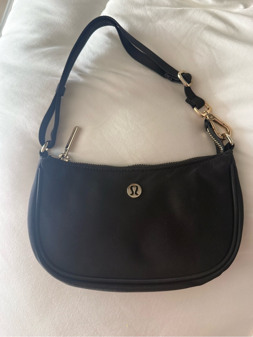 lululemon city essentials Black Mini Shoulder Bag